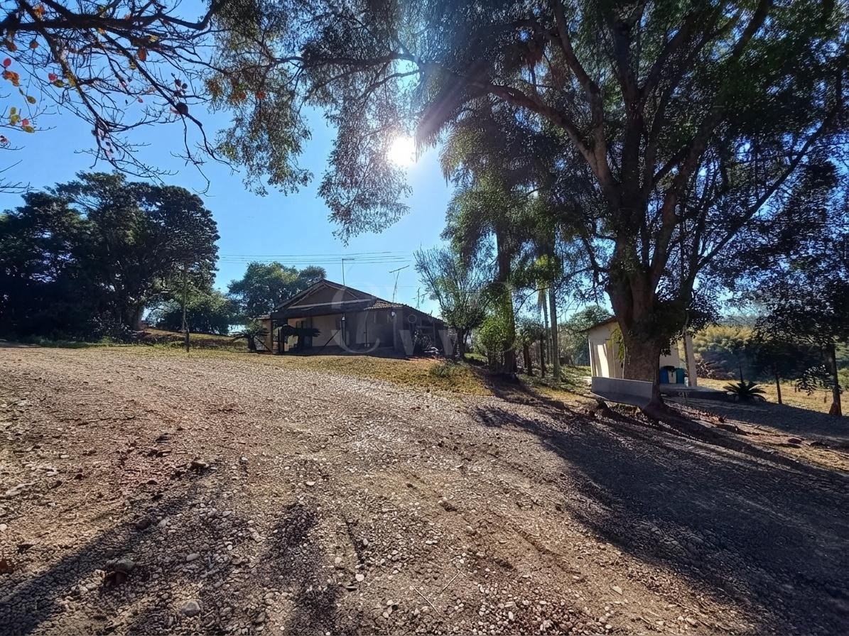 Sítio com 11,8 alqueires e granja de corte integrada à Korin à venda em Corumbataí/SP em Corumbataí, SP - foto 1