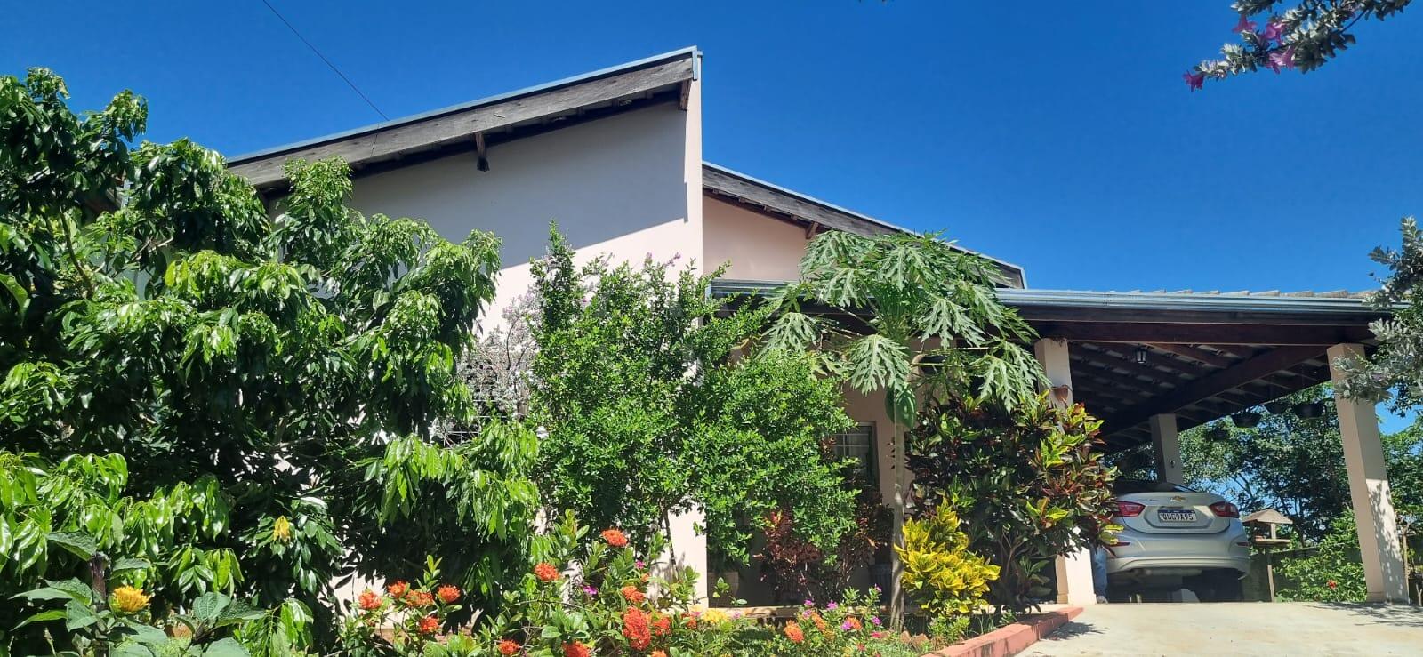 Conforto e Segurança: Casa com 3 Dormitórios no Nova Analândia, SP