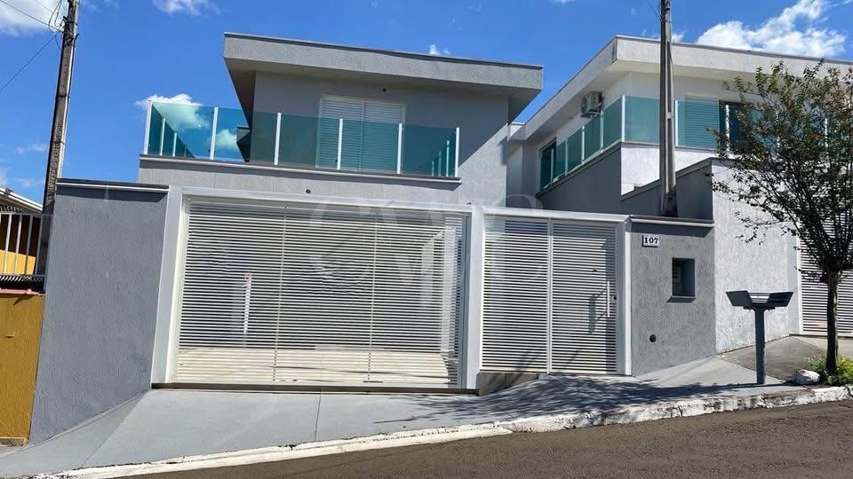 Design moderno e localização privilegiada no centro de Analândia